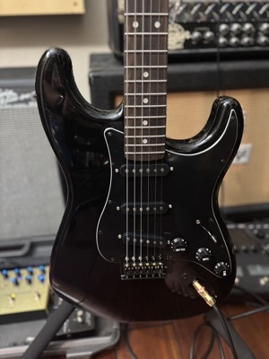 Night Fury Stratocaster-Style Guitar (Angle 2)