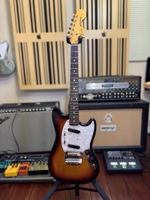 Fender Mustang (Japan)