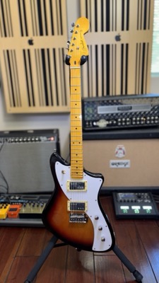 Fender Meteora Replica (Sunburst)