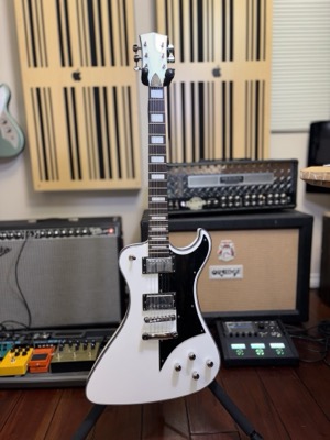 Dunable-Style Replica (White)