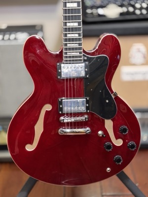 Gibson ES-335 Replica (Red) (Angle 2)
