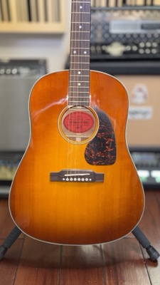 Gibson J-45 Replica (Angle 2)