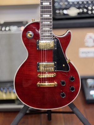 Gibson Les Paul (Wine Red) (Angle 2)