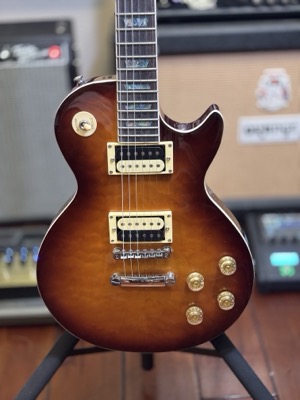 Les Paul Replica (Custom Inlays) (Angle 2)