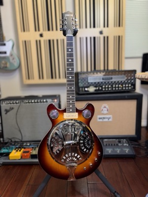 Resonator Guitar Replica